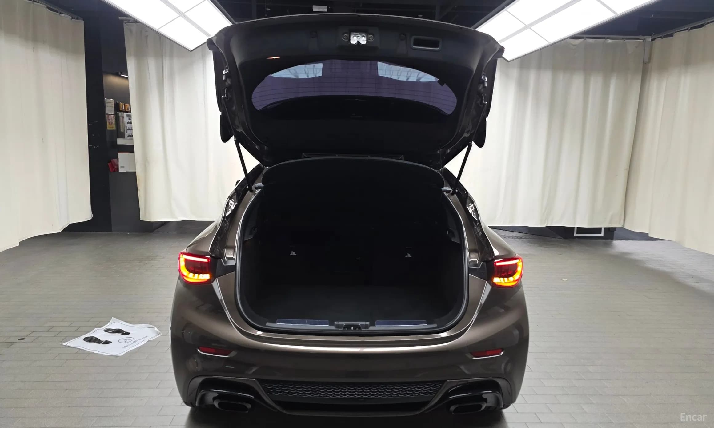 Q30