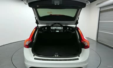 V60 Cross Country