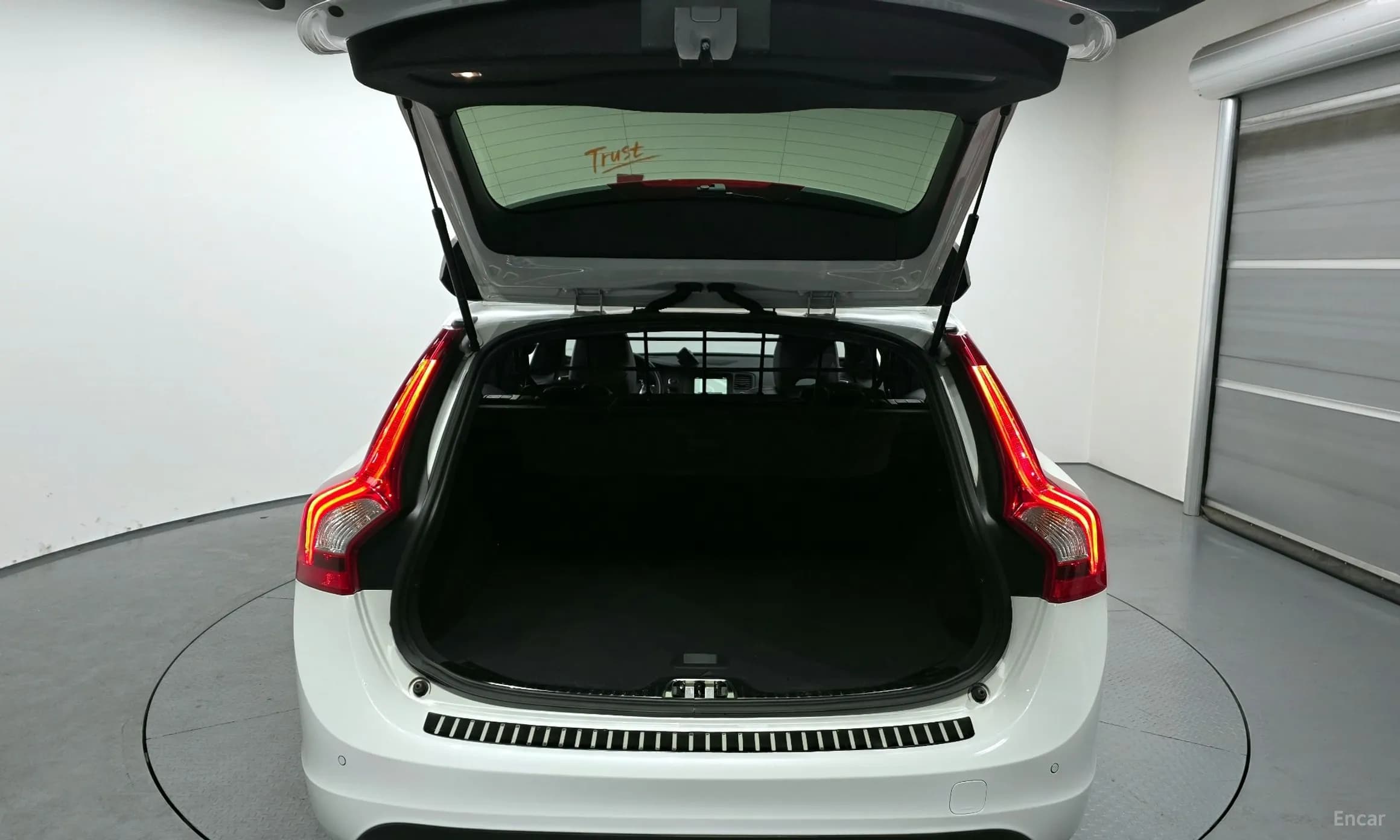 V60 Cross Country