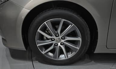 New ES300h
