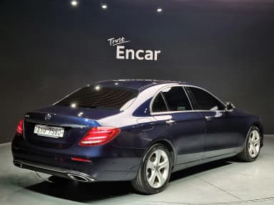 E-Class W213