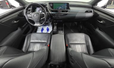 ES300h 7th Generation