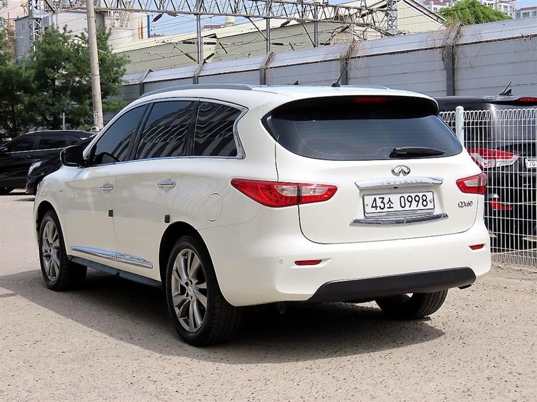 QX60