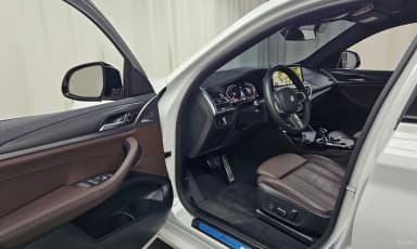 X4 (G02)