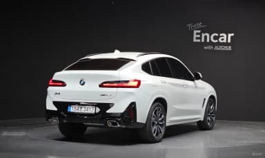X4 (G02)