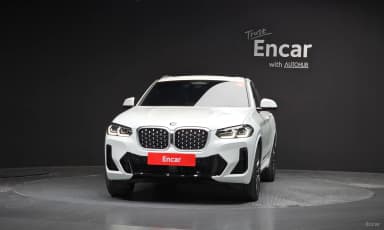 X4 (G02)