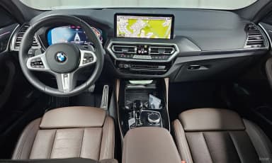 X4 (G02)