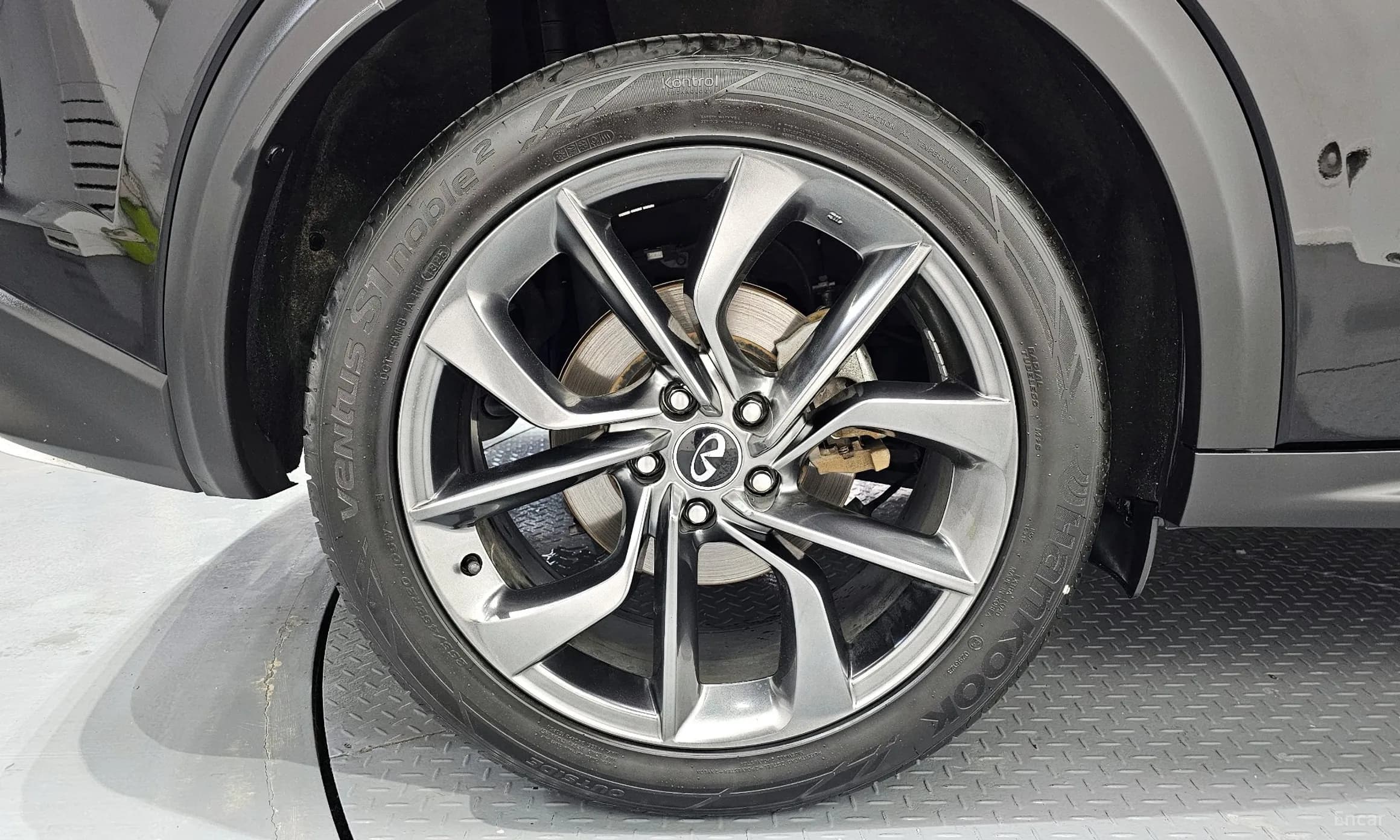 QX50 (P71A)