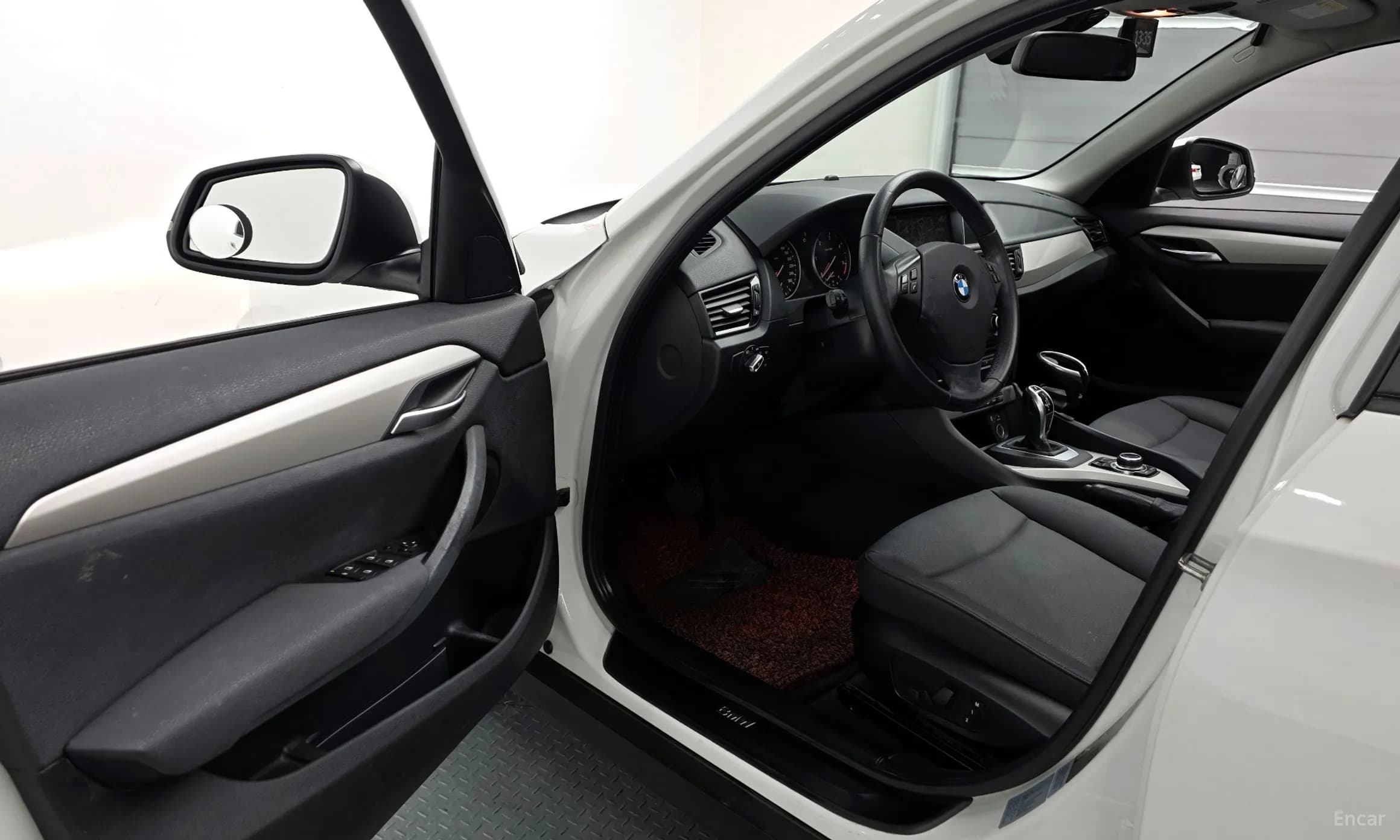 X1 (E84)