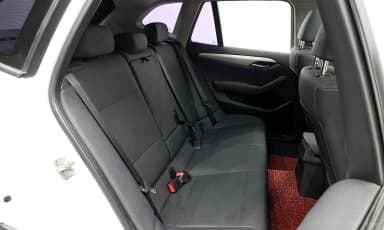 X1 (E84)