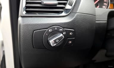 X1 (E84)