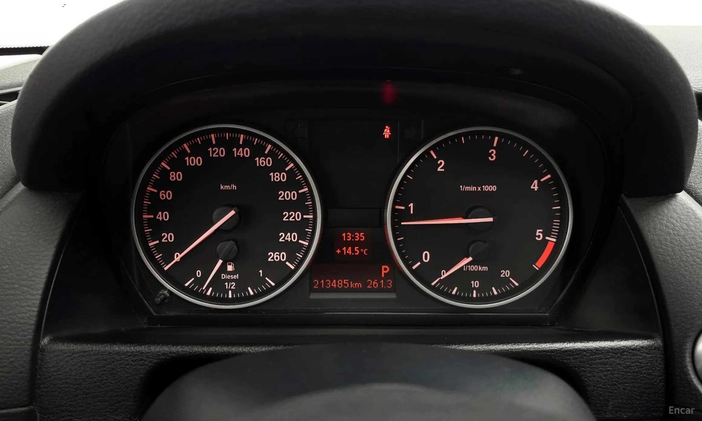 X1 (E84)