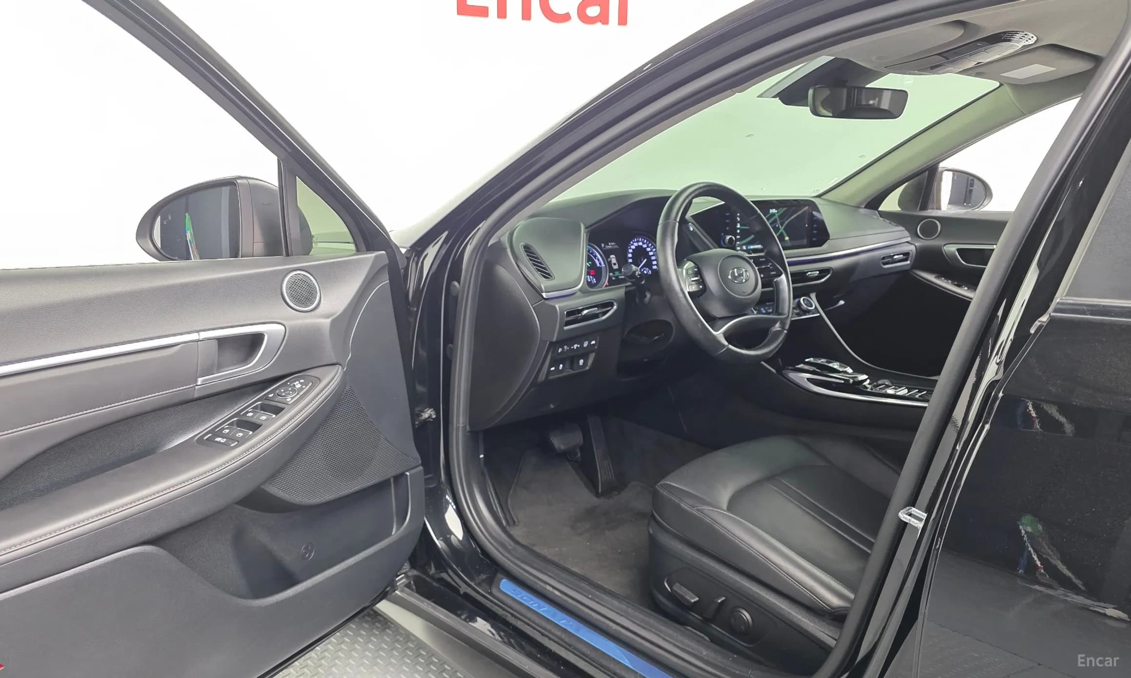 Sonata Hybrid (DN8)