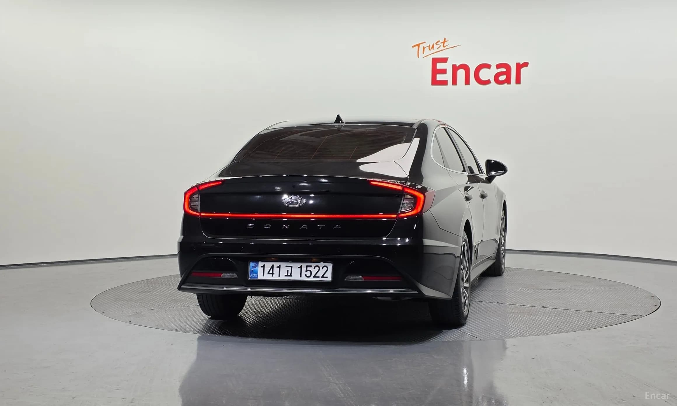 Sonata Hybrid (DN8)