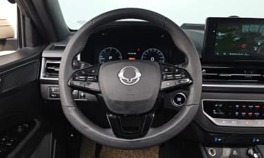Rexton Sports Khan