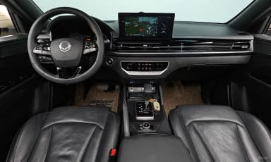 Rexton Sports Khan