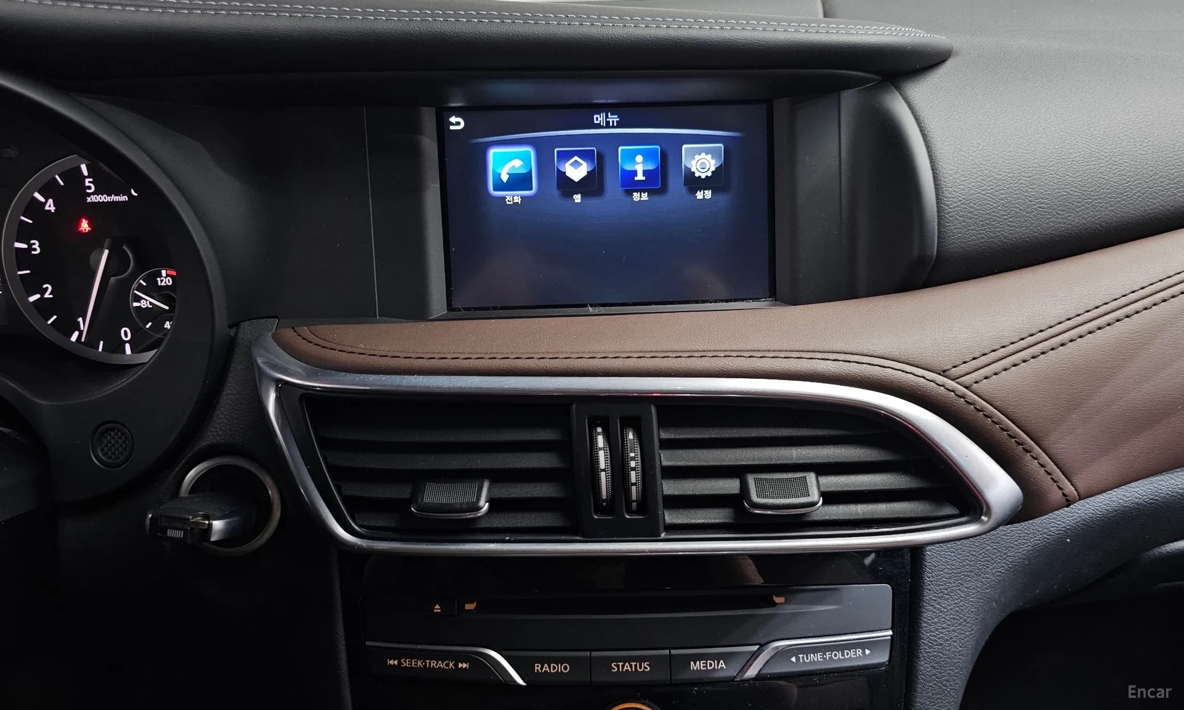 Q30