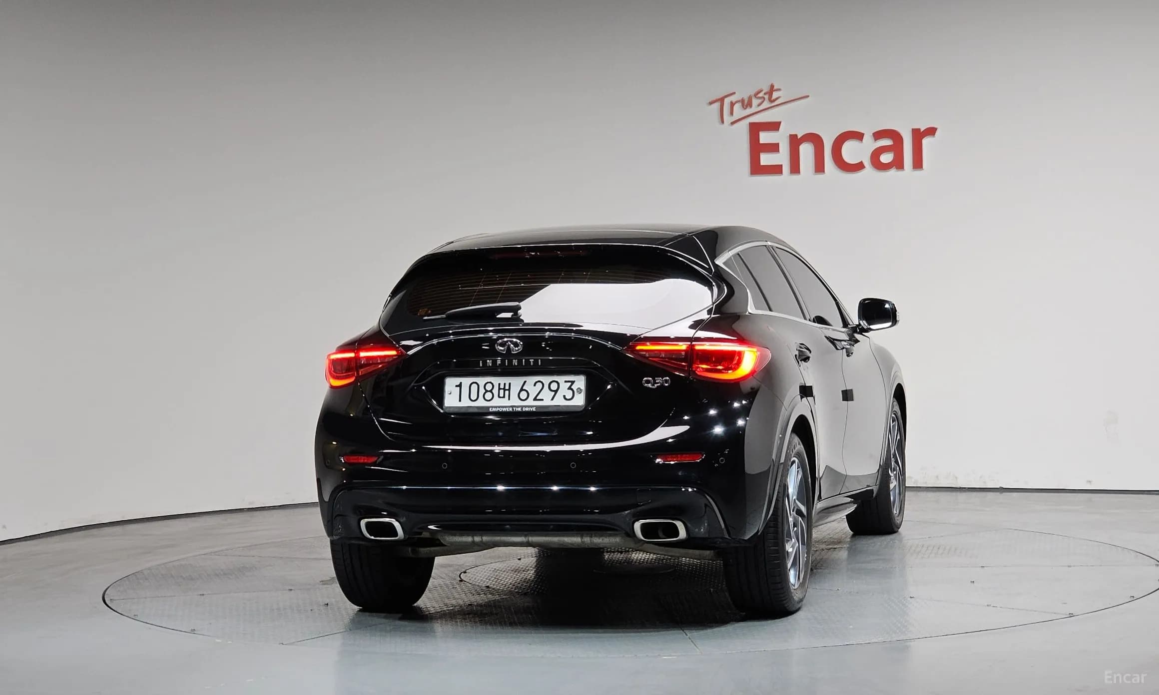 Q30