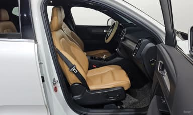 XC40