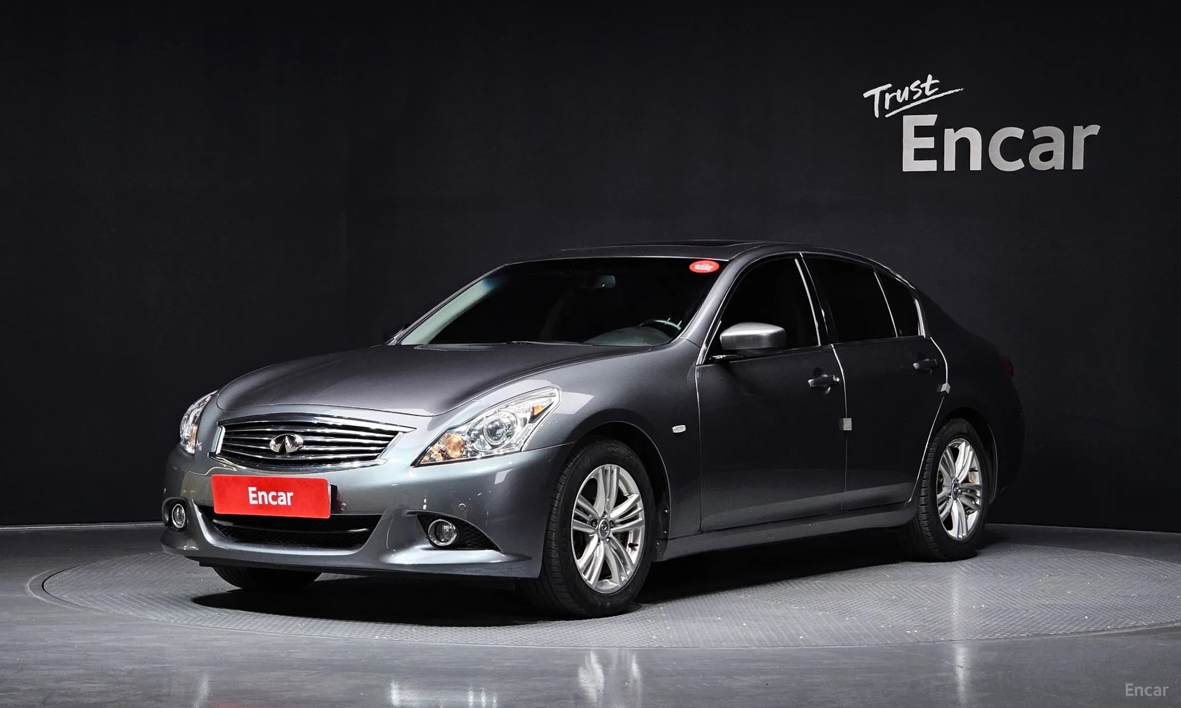 G37