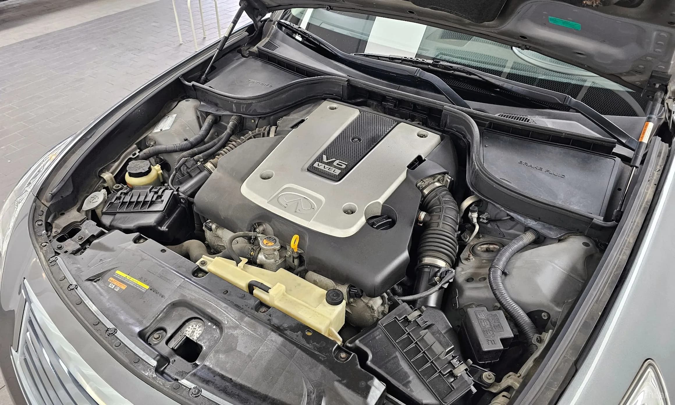 G37