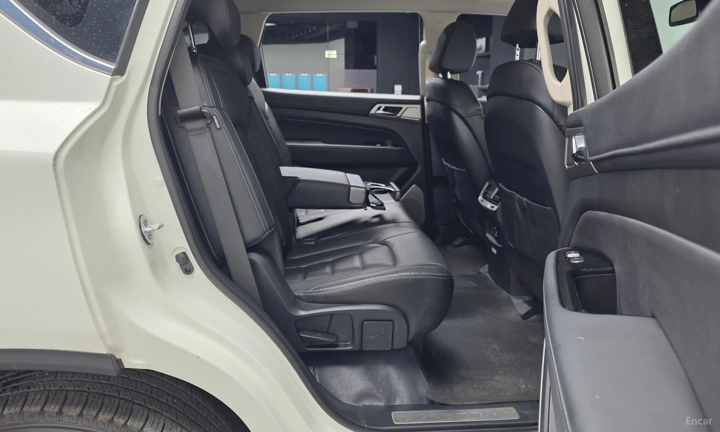 G4 Rexton