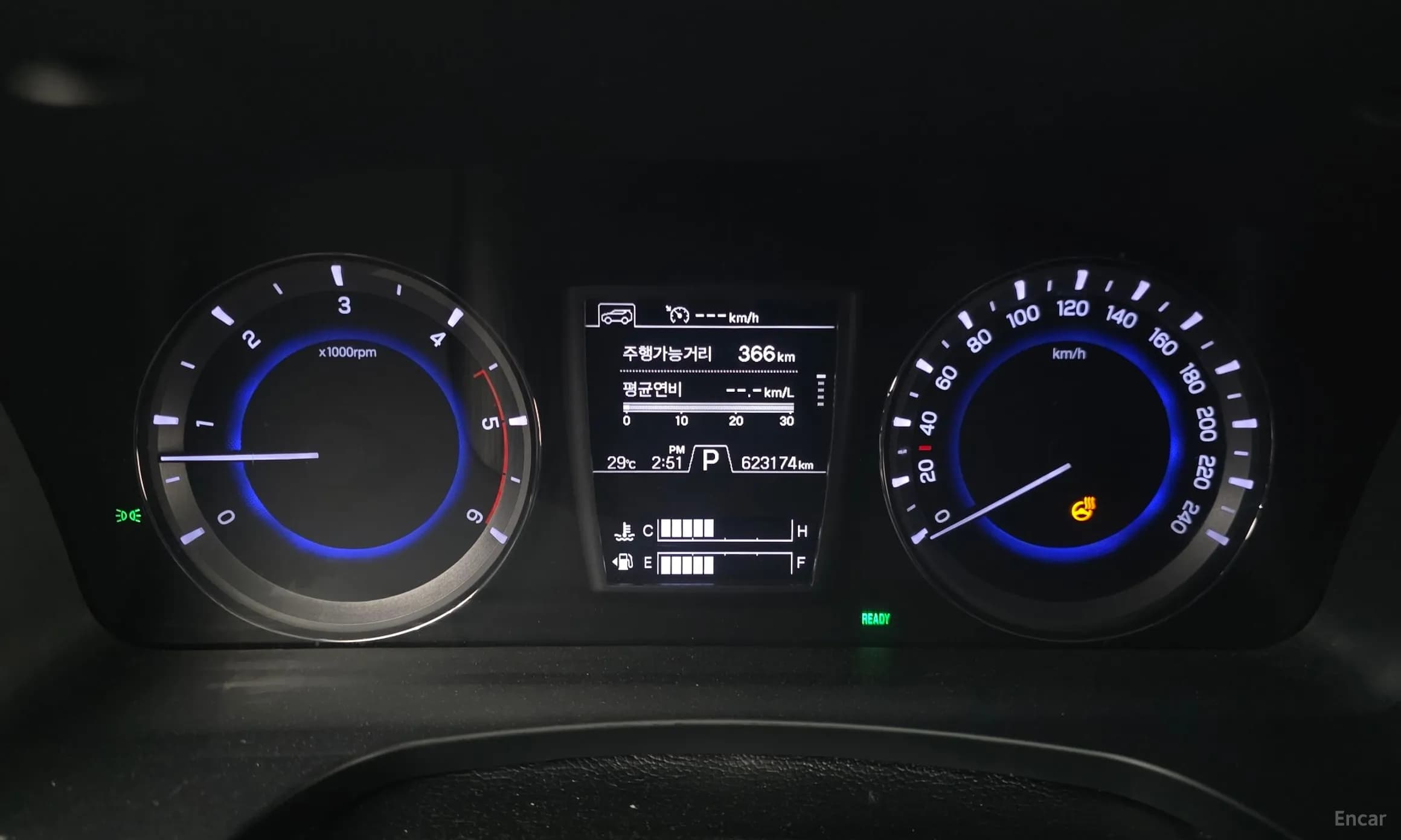 G4 Rexton