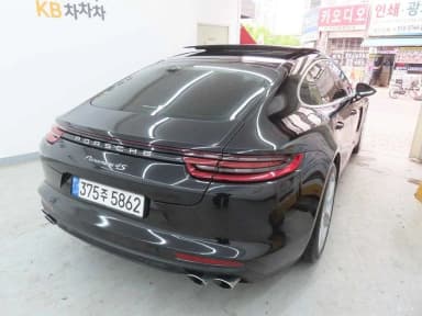 Panamera (971)