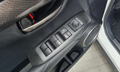 NX300h