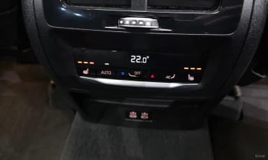 X3 (G01)