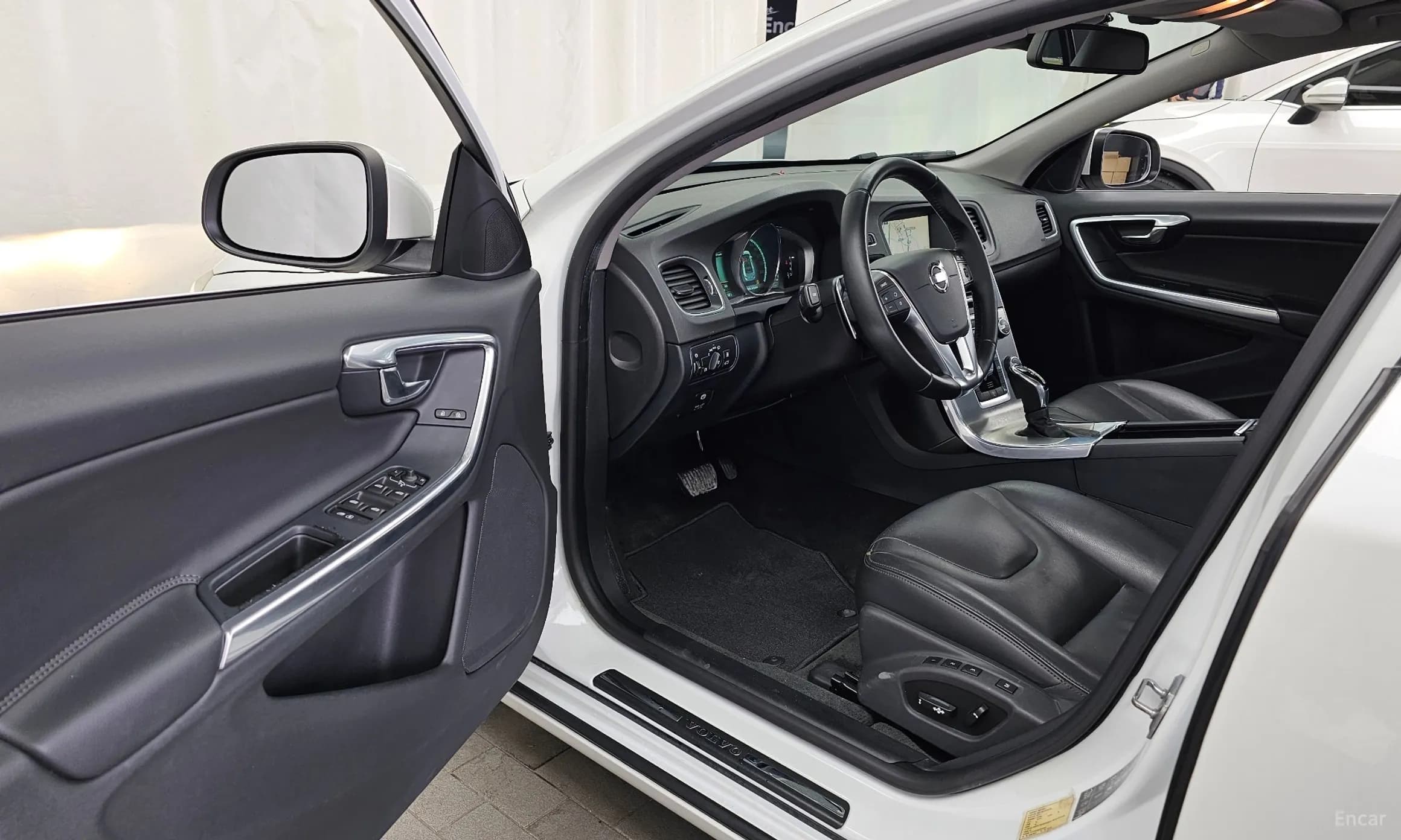 S60