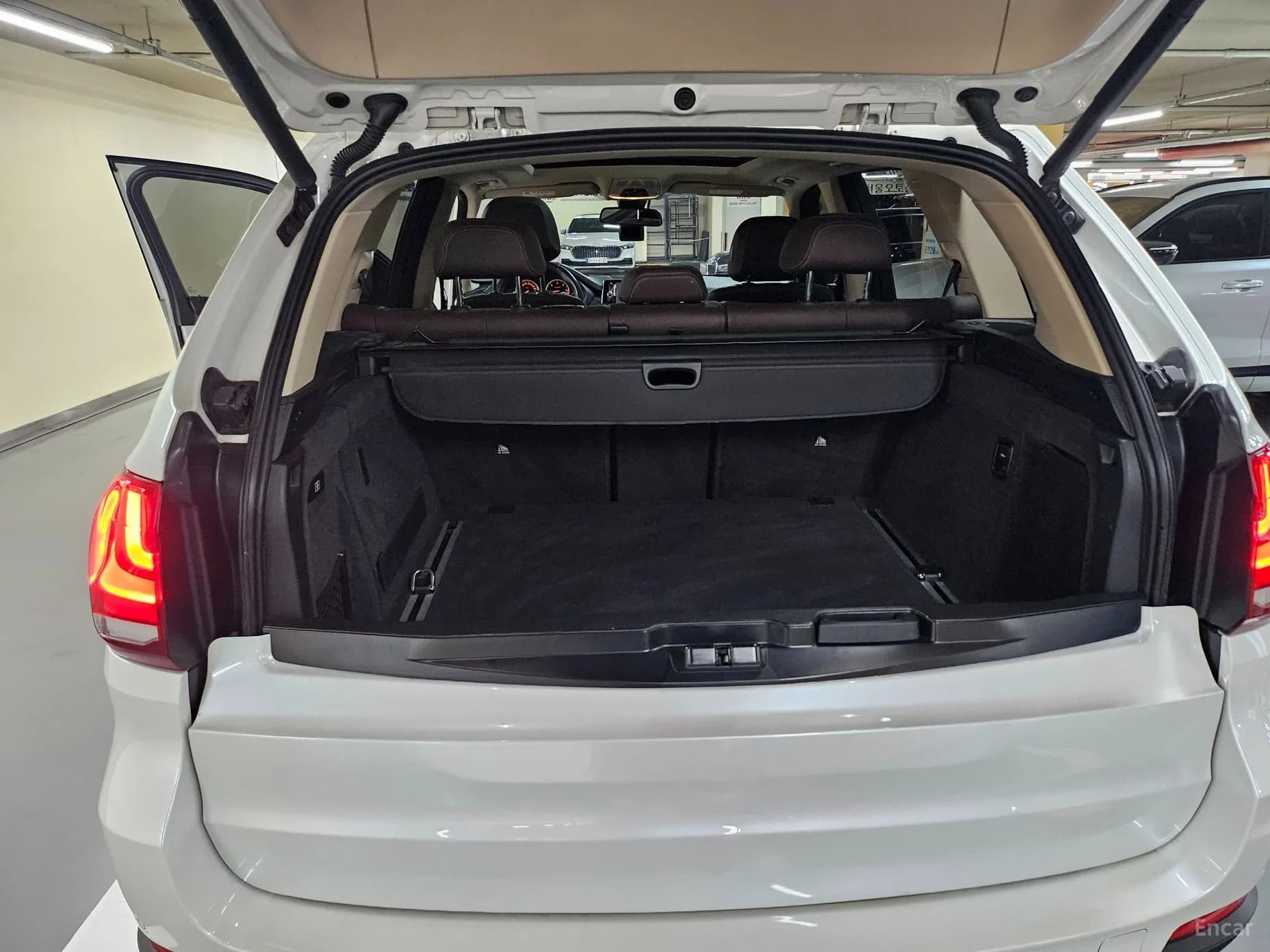 X5 (F15)