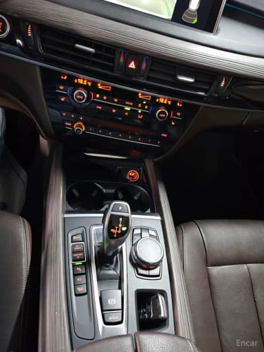 X5 (F15)