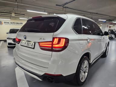 X5 (F15)