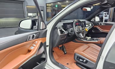X7 (G07)