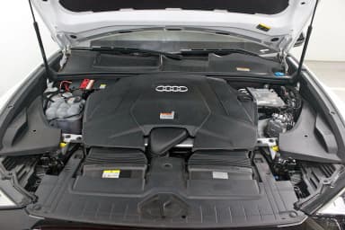 Q8 (4M)
