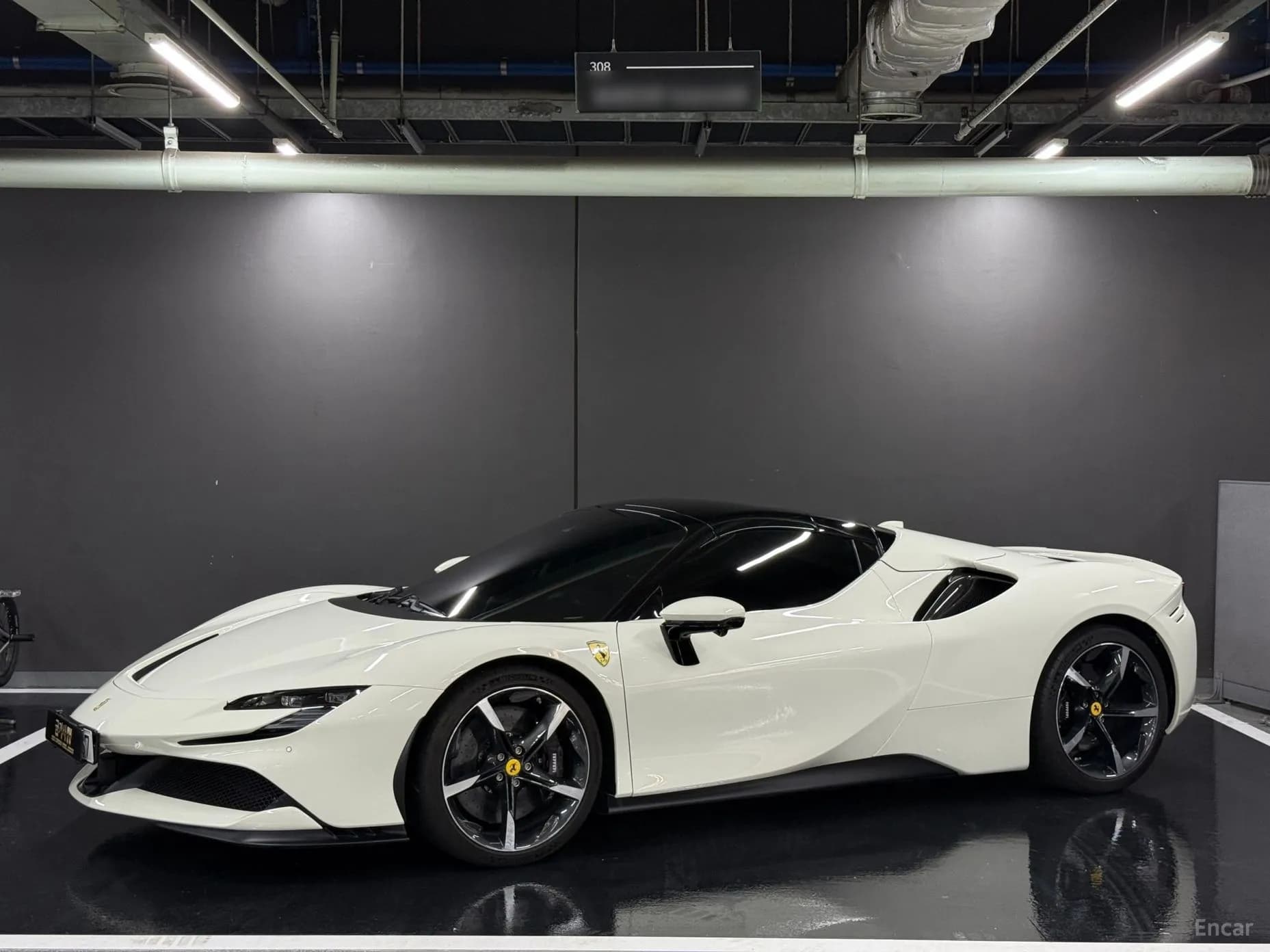 SF90 Spyder