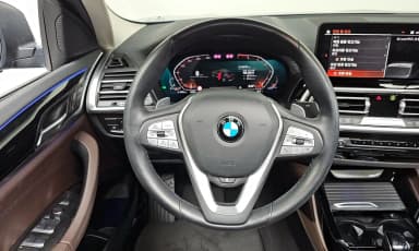 X4 (G02)