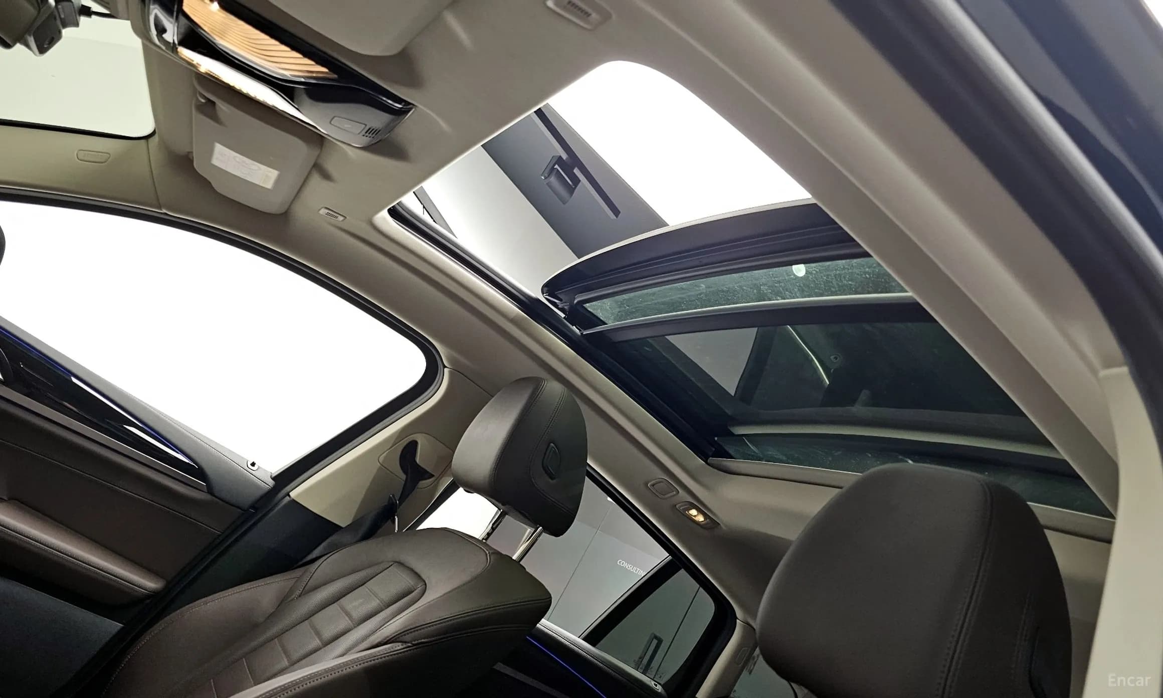 X4 (G02)