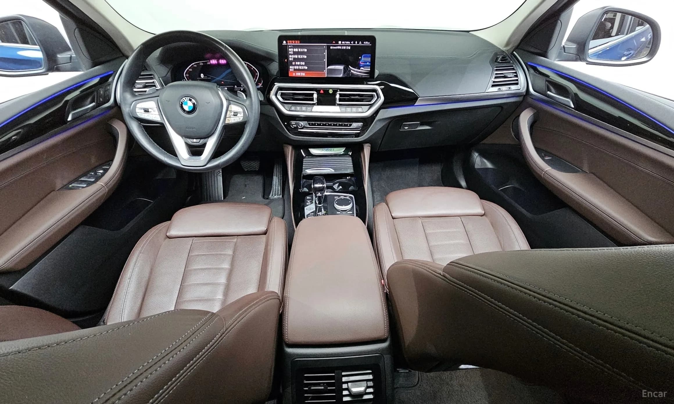X4 (G02)