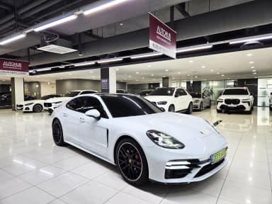 Panamera (971)