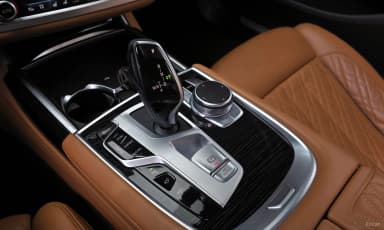 7 Series (G11)