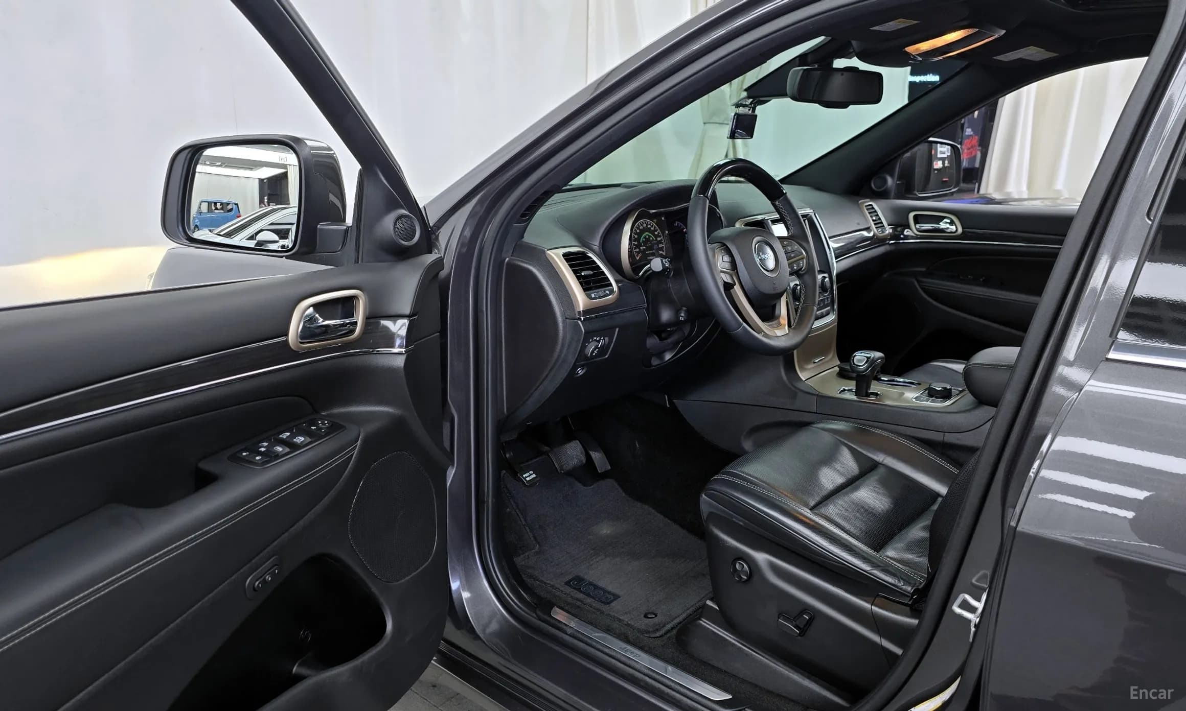 Grand Cherokee