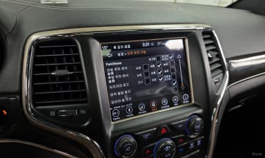 Grand Cherokee