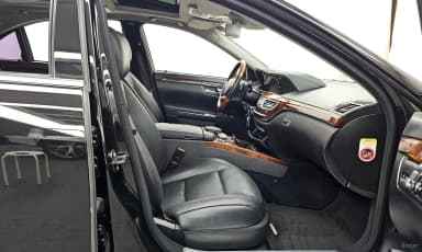 S-Class W221