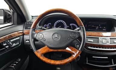 S-Class W221