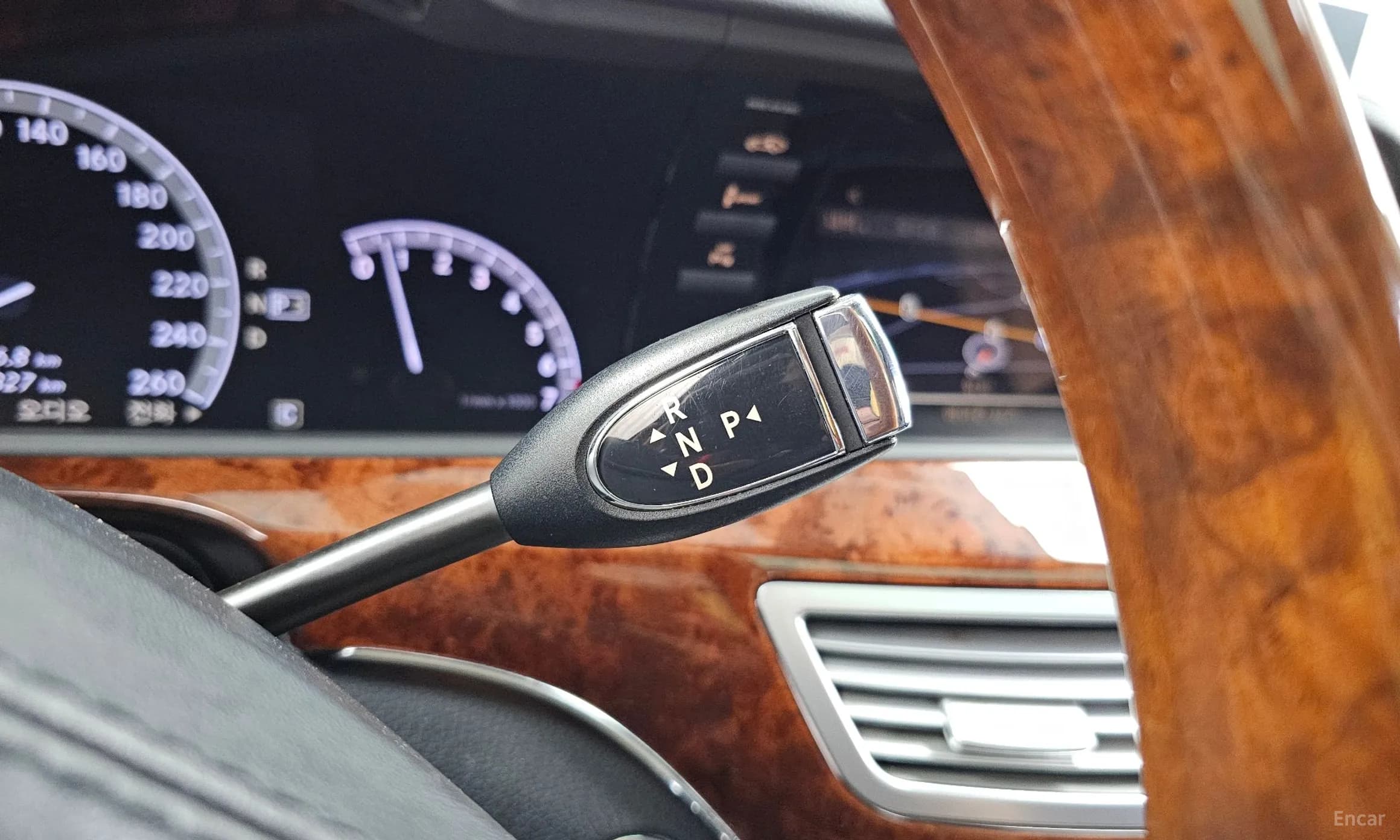 S-Class W221