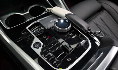 X6 (G06)