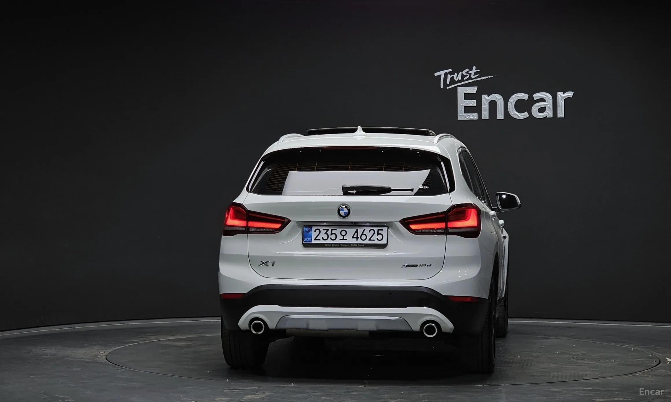 X1 (F48)