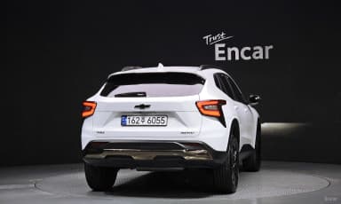 Trax Crossover